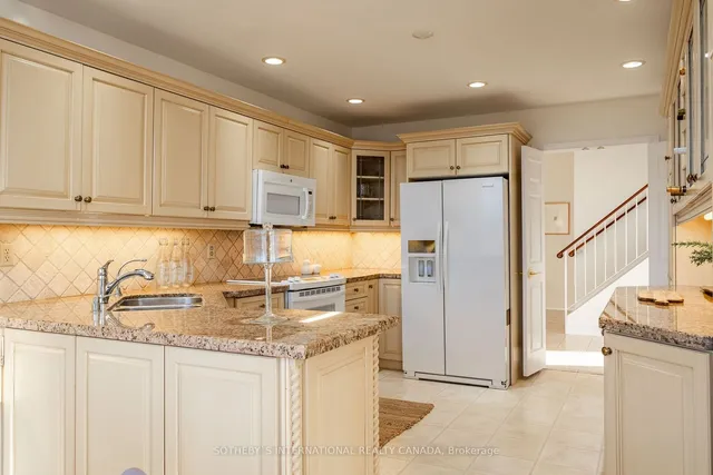 Additional image 14 of 1 Aberfoyle Cres Unit PH03