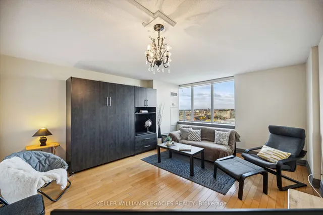 Primary image of 2737 Keele St Unit 821