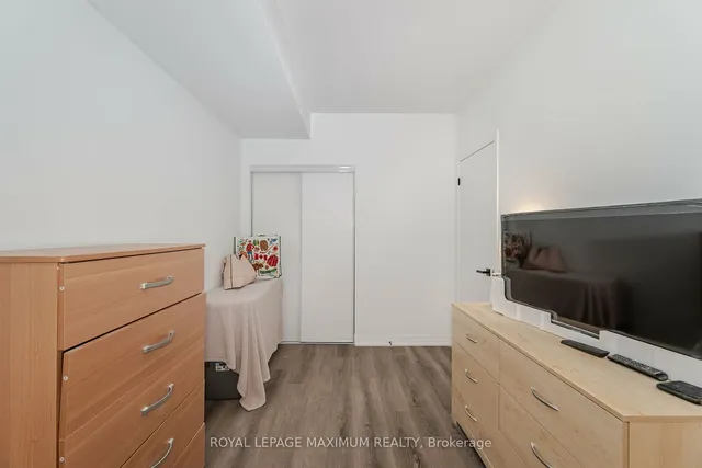 Additional image 17 of 408 Browns Line Unit 308