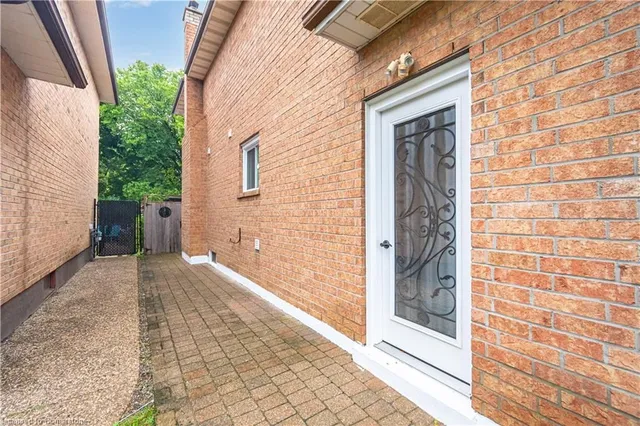 Additional image 24 of 70 Lakecrest Trail