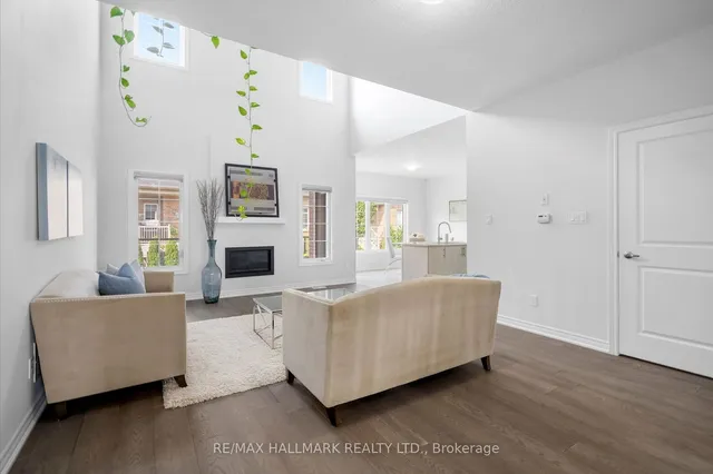 Additional image 9 of 13 Tea Rose Rd