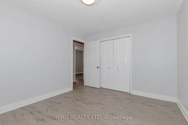 Additional image 20 of 17 Town House Cres