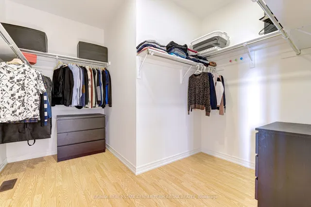 Additional image 20 of 46 Angelgate Rd