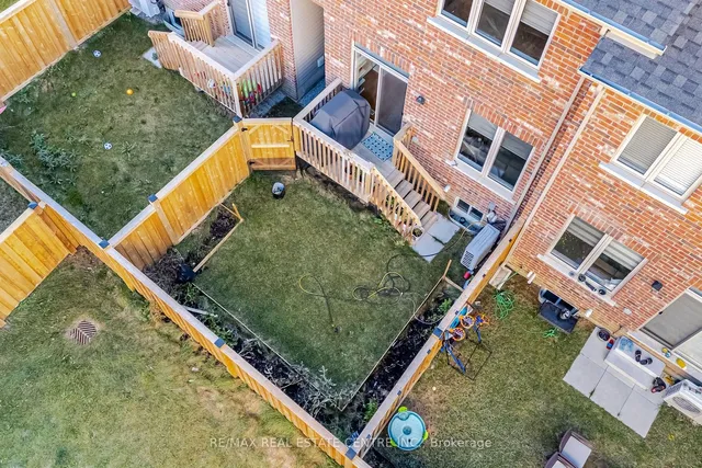 Additional image 34 of 59 Benhurst Cres