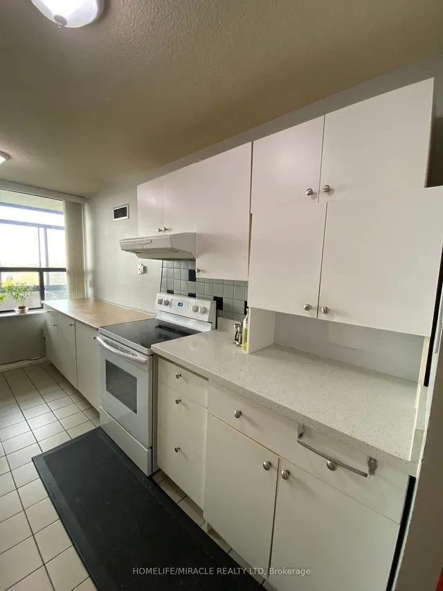 Additional image 11 of 18 Knightsbridge Rd Unit 903