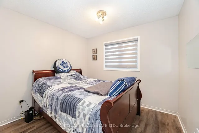 Additional image 25 of 90 Toba Cres