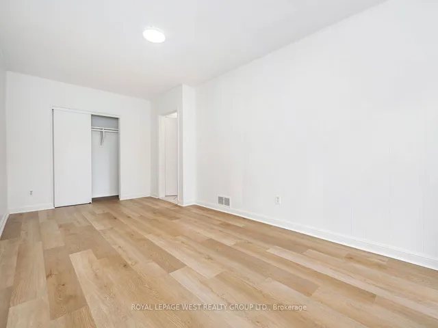 Additional image 27 of 33 Syracuse Cres