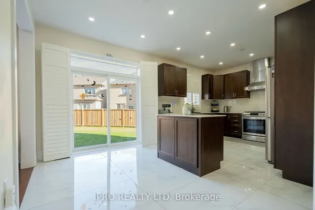 Additional image 8 of 11 Goodsway Tr