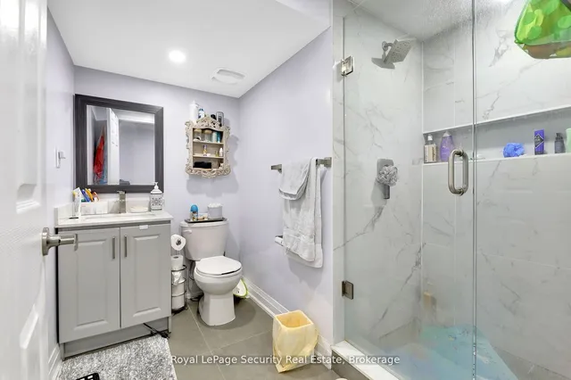 Additional image 31 of 80 Aspermont Cres