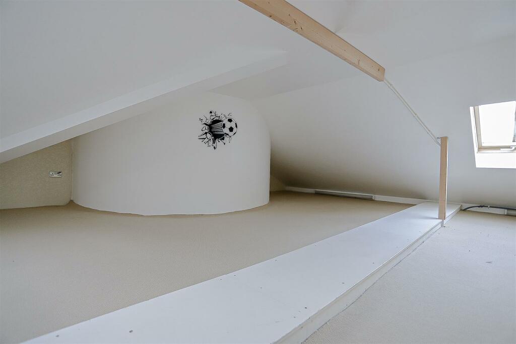 Additional image 9 of Glen View Road, Burnley