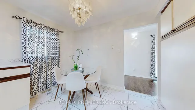 Additional image 15 of 105 Fairglen Ave