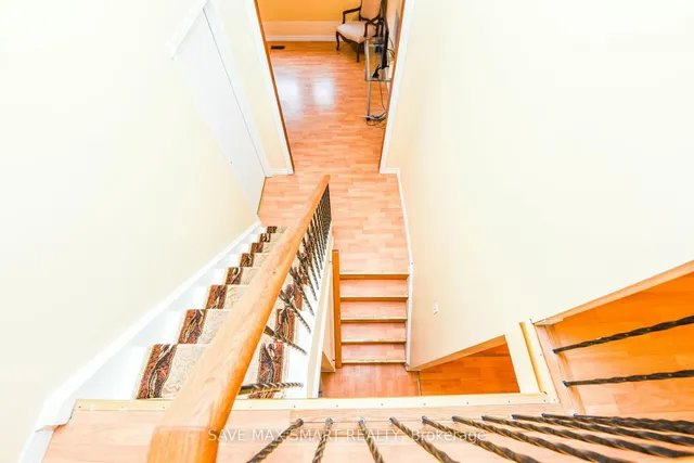 Additional image 19 of 10 Keewatin Gate