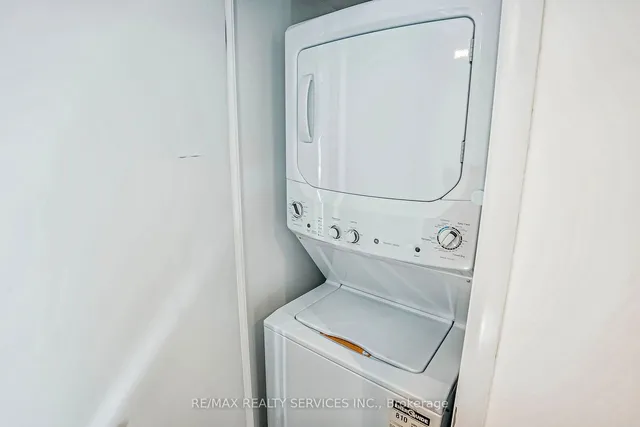 Additional image 18 of 3091 Dufferin St Unit 1006