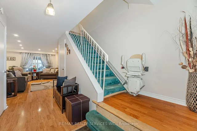 Additional image 17 of 16 Montrose Pl