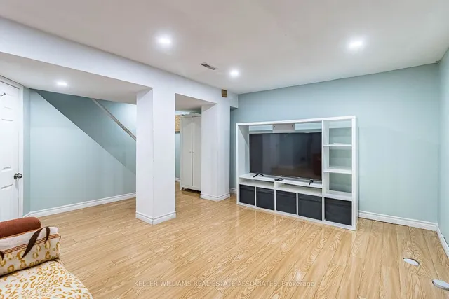 Additional image 21 of 60 Fleetwood Cres