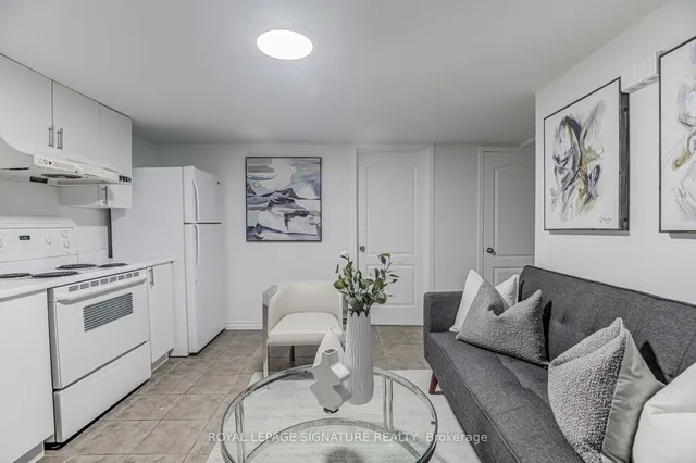 Additional image 22 of 533 Victoria Pk Ave