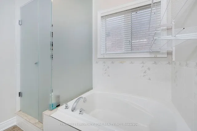 Additional image 25 of 9 Haywood Dr