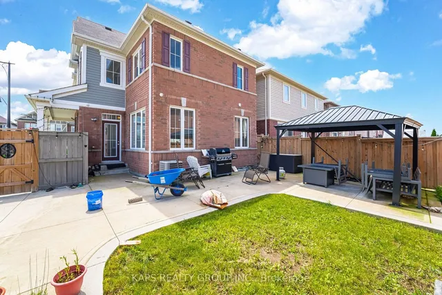 Additional image 35 of 33 Ringway Rd