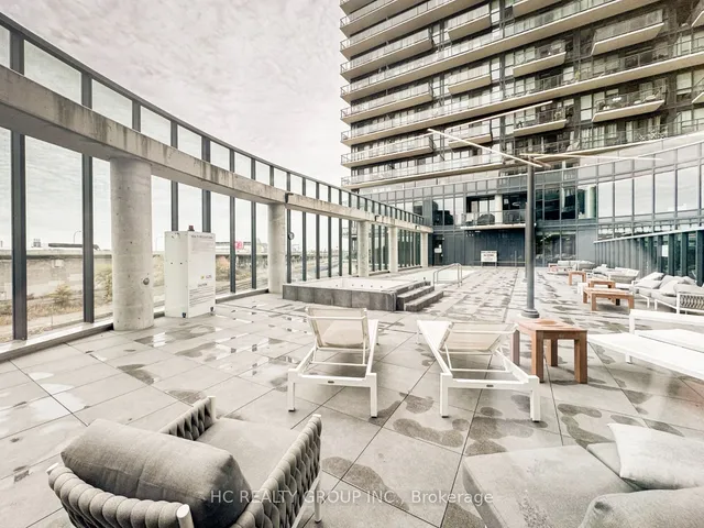 Additional image 31 of 49 East Liberty St Unit 2502