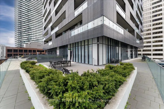 Additional image 9 of 8 Eglinton Ave Unit 1910