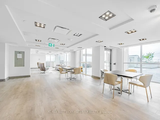 Additional image 23 of 10 Meadowglen Pl Unit 1008