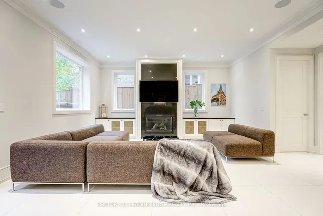 Additional image 36 of 179 Burndale Ave