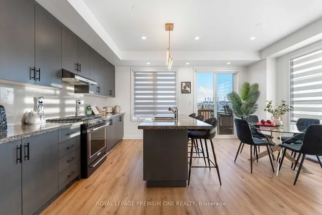 Additional image 12 of 19 Bretlon St