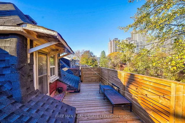 Additional image 23 of 501 Palmerston Blvd