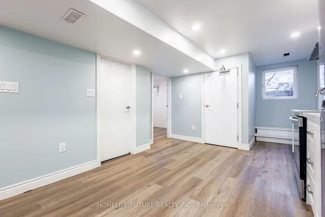 Additional image 32 of 226 Oakridge Dr