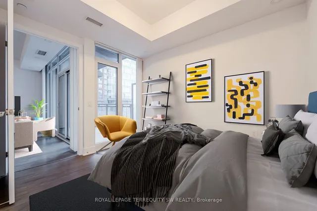 Additional image 5 of 525 Adelaide St Unit 819