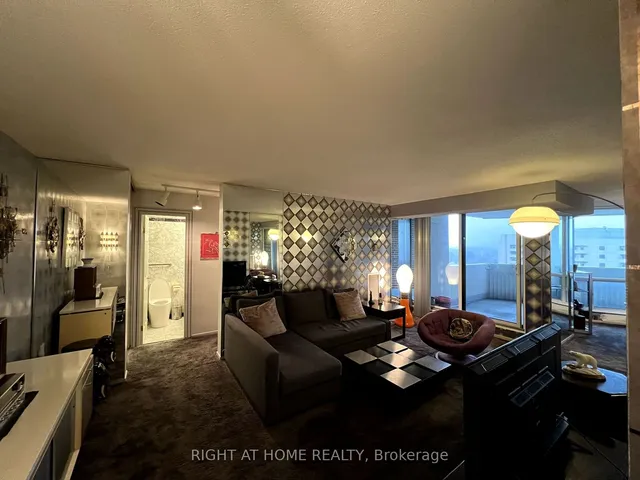 Additional image 5 of 150 Neptune Dr Unit 1204