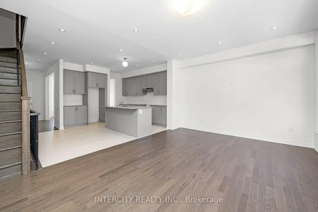 Additional image 19 of 30 Queenpost Dr