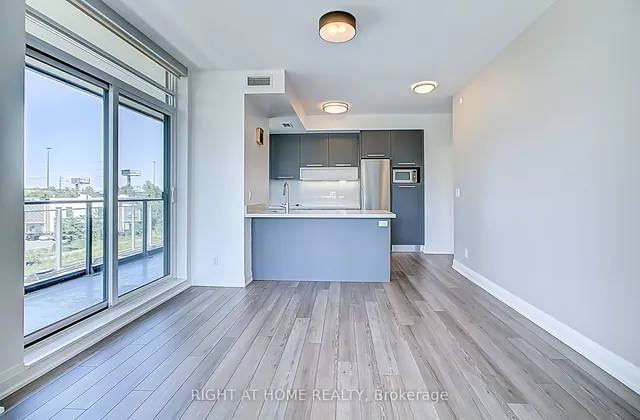 Additional image 15 of 36 Park Lawn Rd Unit 305