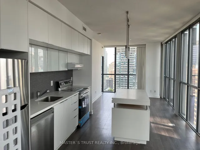 Additional image 5 of 110 Charles St Unit 2607