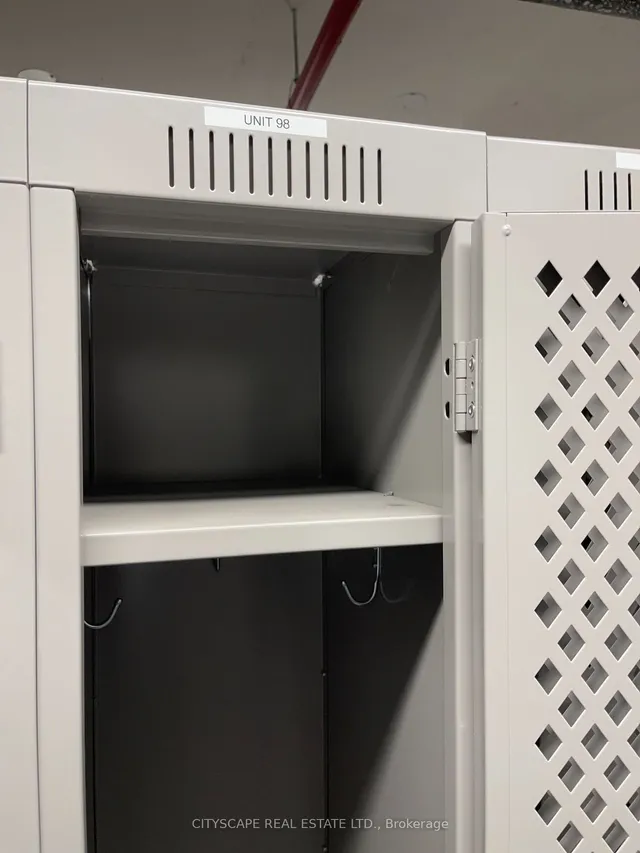 Additional image 40 of 2433 Dufferin St Unit 507