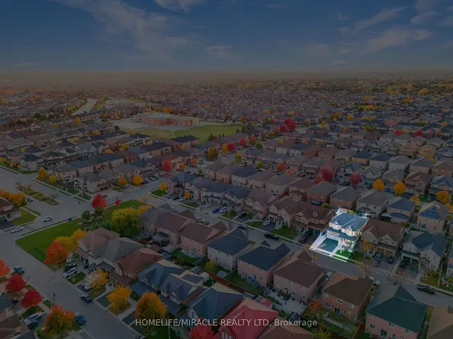 Additional image 39 of 55 Lyndbrook Cres