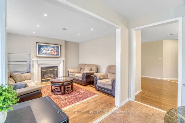 Additional image 10 of 149 Brisdale Dr