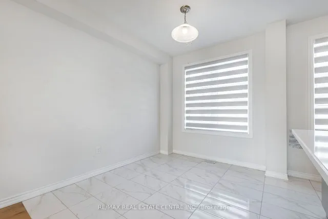 Additional image 13 of 17 Arcola St