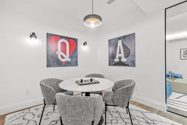 Additional image 32 of 678 Oriole Pkwy