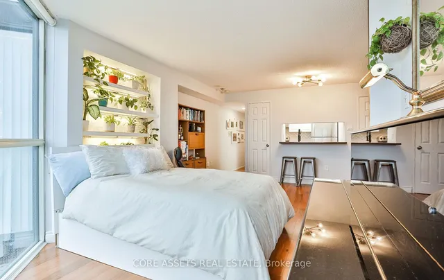 Additional image 21 of 705 King St Unit 1906