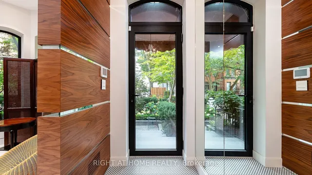 Additional image 4 of 53 Hazelton Ave