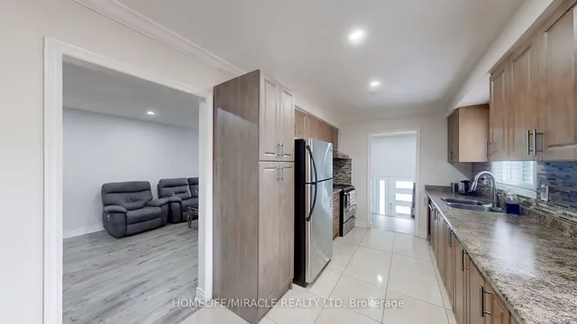 Additional image 10 of 22 Nancy McCredie Dr