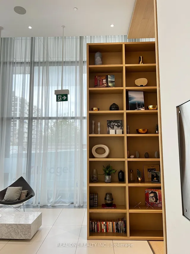 Additional image 22 of 185 Roehampton Ave Unit 2907