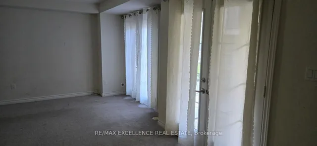 Additional image 25 of 200 Veterans Dr Unit 42