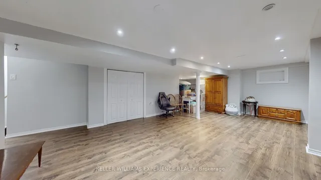 Additional image 31 of 16 Gatwick Lane