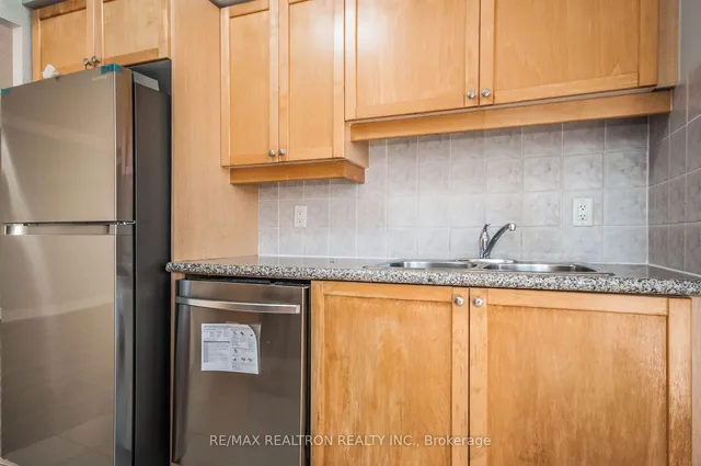 Additional image 18 of 78 Harrison Garden Blvd Unit 307