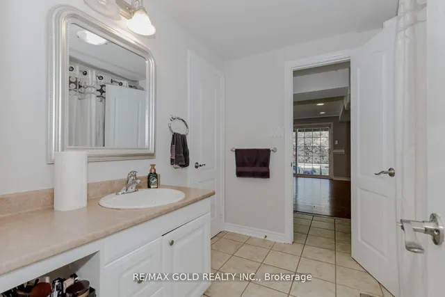 Additional image 35 of 71 Crocker Dr