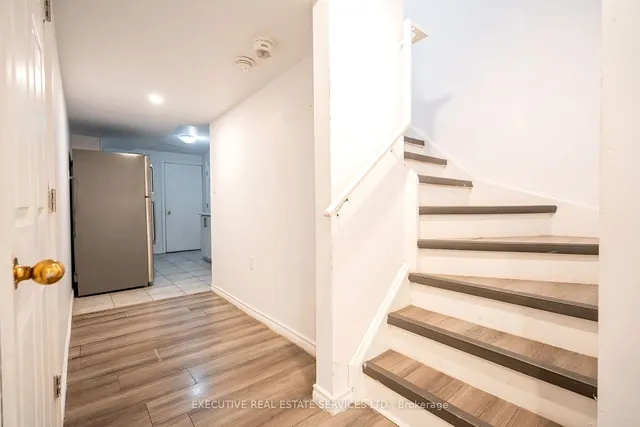 Additional image 26 of 51 Gower Cres