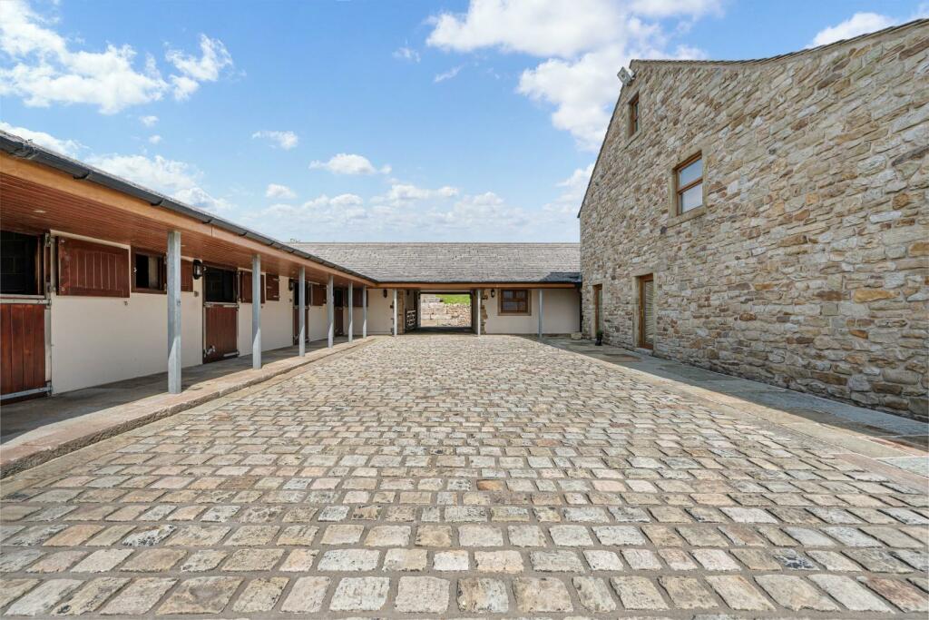 Additional image 51 of Long Causeway, Cliviger