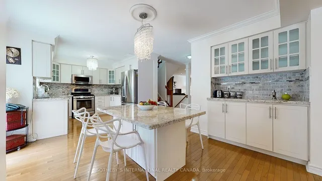 Additional image 7 of 19 Hollowgrove Blvd